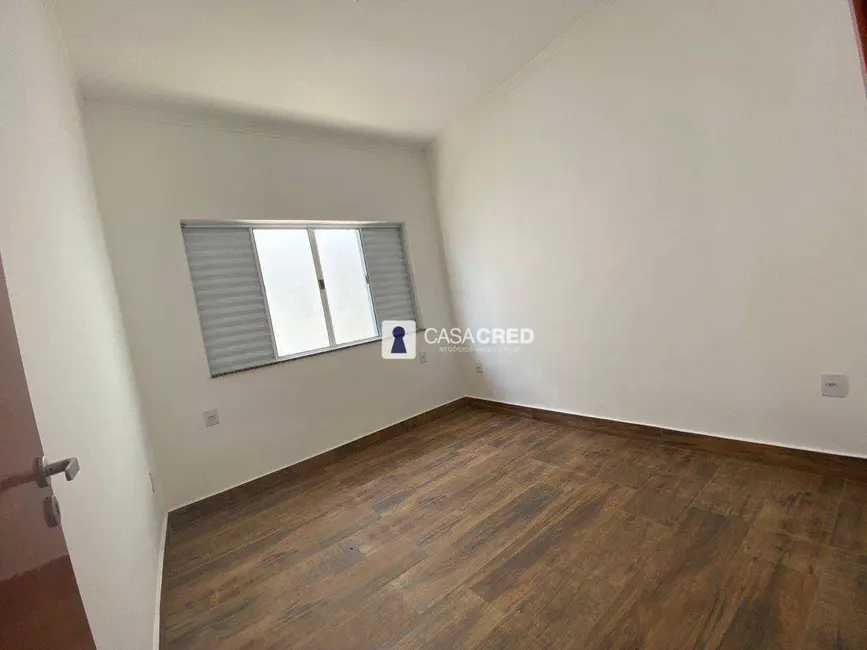 Casa com 3 quartos à venda, 200m2 em Varginha - MG - imagem 3 Foto 3 de Casa com 3 quartos à venda, 200m2 em Varginha - MG
