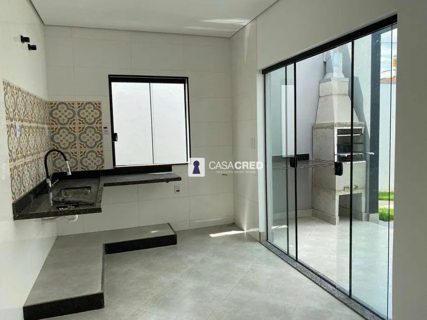 Foto 1 de Casa com 3 quartos à venda, 200m2 em Varginha - MG