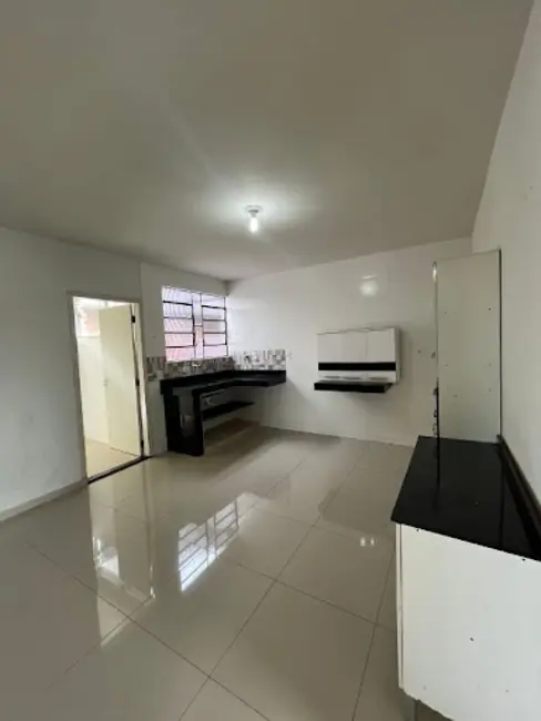 Foto 2 de Apartamento com 2 quartos à venda, 70m2 em Bom Pastor, Varginha - MG