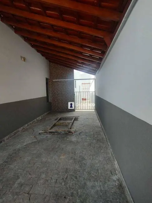 Foto 1 de Casa com 3 quartos à venda, 200m2 em Jardim Bouganville, Varginha - MG