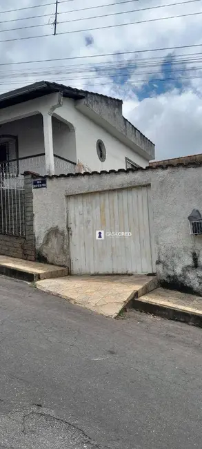 Casa com 2 quartos à venda, 318m2 em Varginha - MG - imagem 3 Foto 3 de Casa com 2 quartos à venda, 318m2 em Varginha - MG
