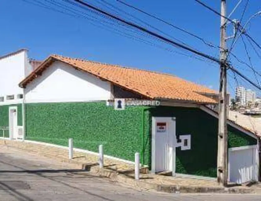 Foto 1 de Casa com 3 quartos à venda, 200m2 em Campos Elíseos, Varginha - MG