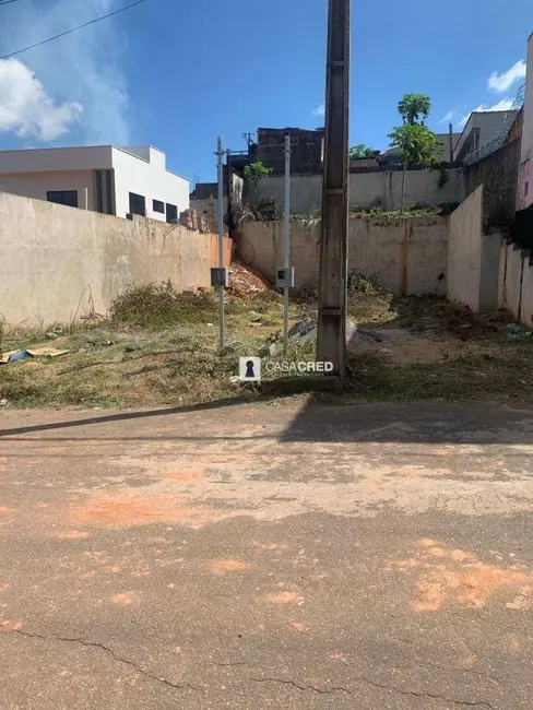 Terreno / Lote à venda, 300m2 em Jardim Áurea, Varginha - MG - imagem 3 Foto 3 de Terreno / Lote à venda, 300m2 em Jardim Áurea, Varginha - MG
