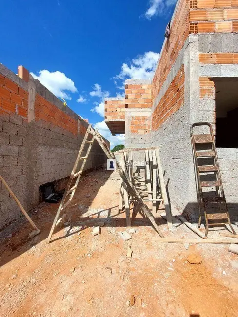 Foto 1 de Casa com 2 quartos à venda, 150m2 em Vargem, Varginha - MG