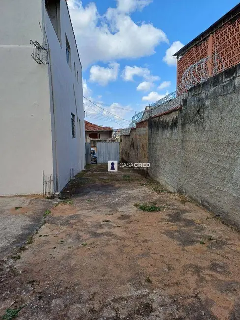 Casa com 3 quartos à venda, 306m2 em Campos Elíseos, Varginha - MG - imagem 9 Foto 9 de Casa com 3 quartos à venda, 306m2 em Campos Elíseos, Varginha - MG