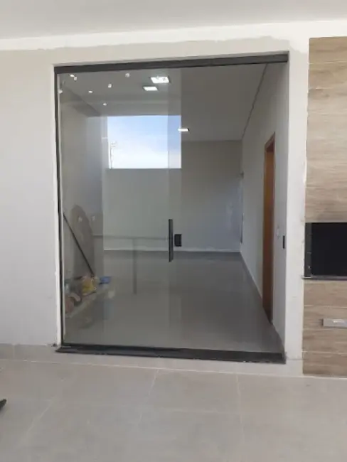 Casa com 3 quartos à venda, 220m2 em Varginha - MG - imagem 9 Foto 9 de Casa com 3 quartos à venda, 220m2 em Varginha - MG