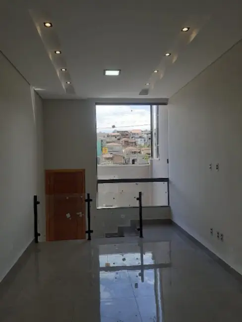Foto 1 de Casa com 3 quartos à venda, 220m2 em Varginha - MG