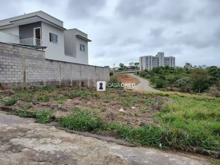 Foto 1 de Terreno / Lote à venda, 200m2 em Varginha - MG