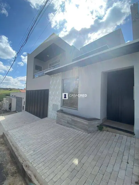 Foto 1 de Casa com 3 quartos à venda, 220m2 em Residencial Belo Horizonte, Varginha - MG