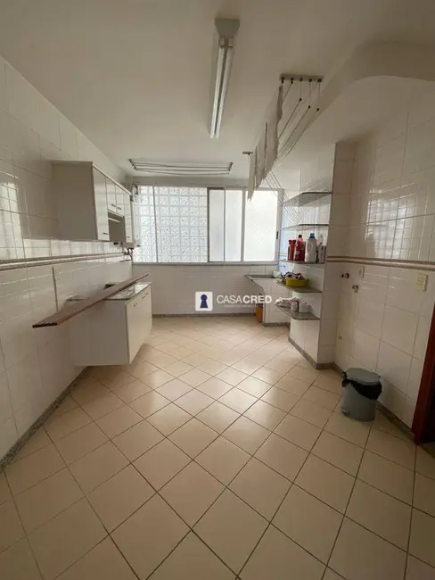 Apartamento com 3 quartos à venda, 300m2 em Centro, Varginha - MG - imagem 6 Foto 6 de Apartamento com 3 quartos à venda, 300m2 em Centro, Varginha - MG