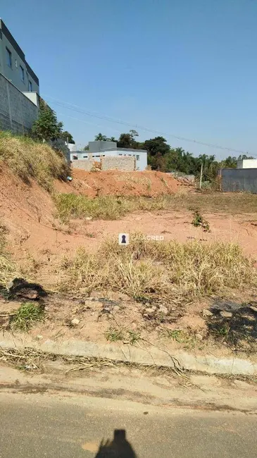 Terreno / Lote à venda, 200m2 em Parque de Exposições, Varginha - MG - imagem 3 Foto 3 de Terreno / Lote à venda, 200m2 em Parque de Exposições, Varginha - MG