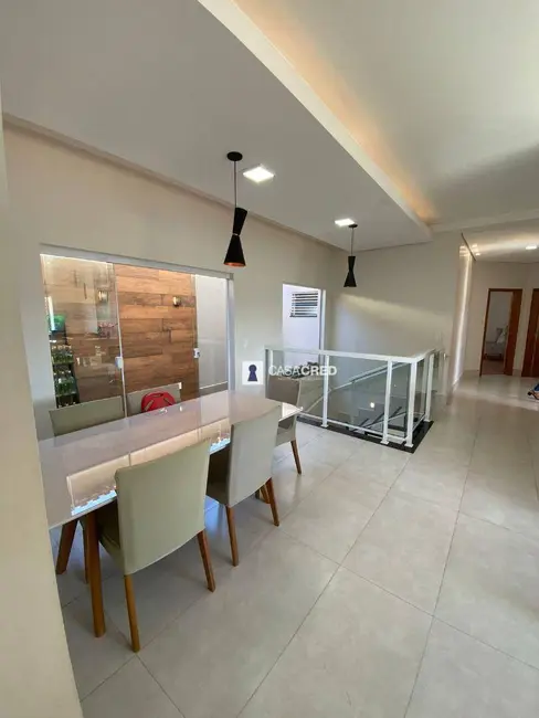 Casa com 3 quartos à venda, 300m2 em Parque Boa Vista, Varginha - MG - imagem 8 Foto 8 de Casa com 3 quartos à venda, 300m2 em Parque Boa Vista, Varginha - MG
