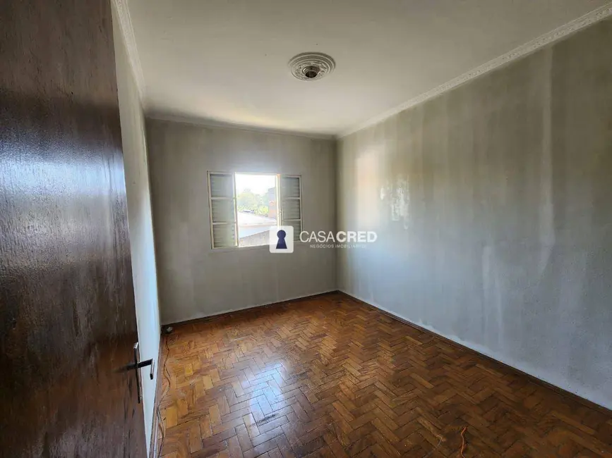 Casa com 2 quartos à venda, 150m2 em Santana, Varginha - MG - imagem 9 Foto 9 de Casa com 2 quartos à venda, 150m2 em Santana, Varginha - MG