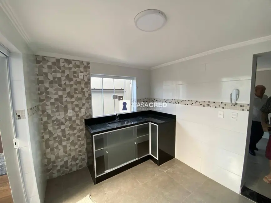 Casa com 3 quartos à venda, 174m2 em São Sebastião, Varginha - MG - imagem 4 Foto 4 de Casa com 3 quartos à venda, 174m2 em São Sebastião, Varginha - MG