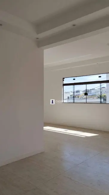 Casa com 3 quartos à venda, 220m2 em Campos Elíseos, Varginha - MG - imagem 5 Foto 5 de Casa com 3 quartos à venda, 220m2 em Campos Elíseos, Varginha - MG