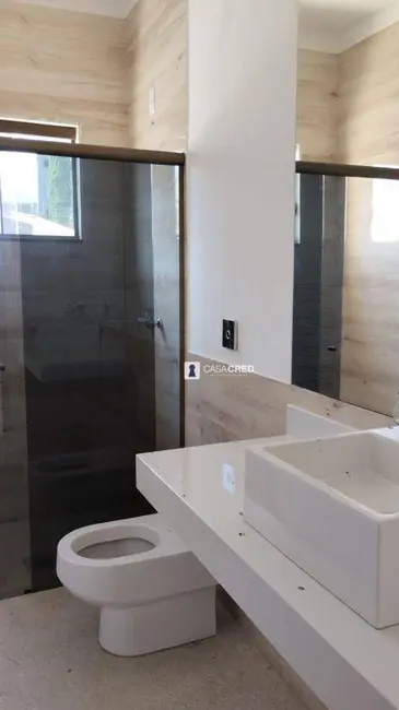 Casa com 3 quartos à venda, 220m2 em Campos Elíseos, Varginha - MG - imagem 9 Foto 9 de Casa com 3 quartos à venda, 220m2 em Campos Elíseos, Varginha - MG