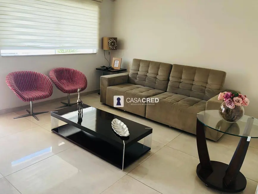 Foto 3 de Casa com 3 quartos à venda, 275m2 em Bom Pastor, Varginha - MG