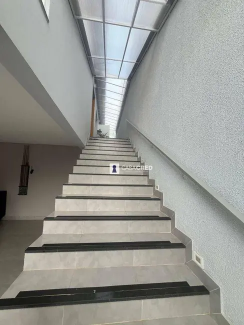 Casa com 2 quartos à venda, 100m2 em San Marino, Varginha - MG - imagem 3 Foto 3 de Casa com 2 quartos à venda, 100m2 em San Marino, Varginha - MG