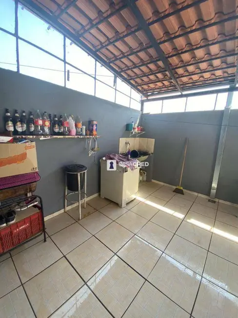 Foto 8 de Casa com 3 quartos à venda, 160m2 em Santa Terezinha, Varginha - MG