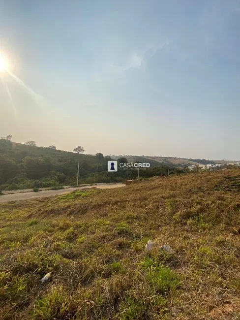 Terreno / Lote à venda, 300m2 em Varginha - MG - imagem 2 Foto 2 de Terreno / Lote à venda, 300m2 em Varginha - MG