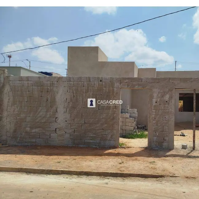 Casa com 2 quartos à venda, 200m2 em Jardim Áurea, Varginha - MG - imagem 2 Foto 2 de Casa com 2 quartos à venda, 200m2 em Jardim Áurea, Varginha - MG