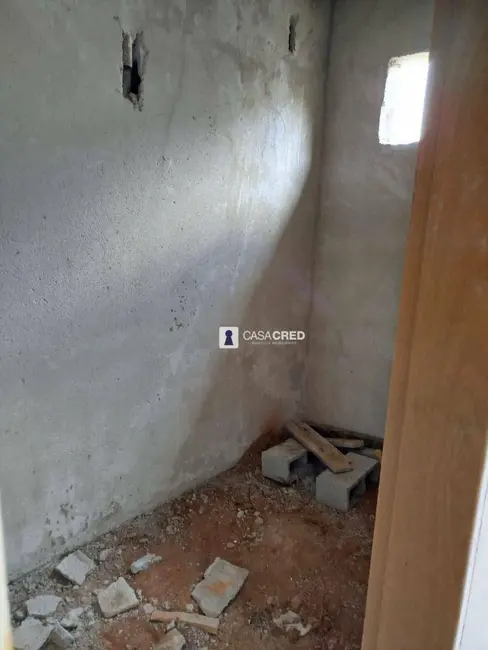 Casa com 2 quartos à venda, 200m2 em Jardim Áurea, Varginha - MG - imagem 7 Foto 7 de Casa com 2 quartos à venda, 200m2 em Jardim Áurea, Varginha - MG