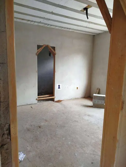 Casa com 2 quartos à venda, 200m2 em Jardim Áurea, Varginha - MG - imagem 6 Foto 6 de Casa com 2 quartos à venda, 200m2 em Jardim Áurea, Varginha - MG