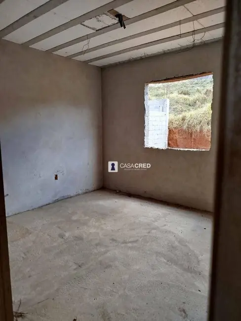 Casa com 2 quartos à venda, 200m2 em Jardim Áurea, Varginha - MG - imagem 8 Foto 8 de Casa com 2 quartos à venda, 200m2 em Jardim Áurea, Varginha - MG
