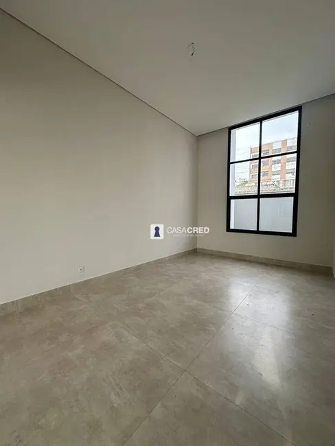 Casa com 4 quartos à venda, 372m2 em Santa Luiza, Varginha - MG - imagem 6 Foto 6 de Casa com 4 quartos à venda, 372m2 em Santa Luiza, Varginha - MG