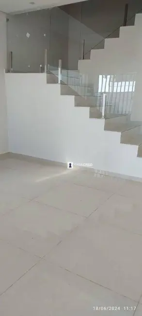 Casa com 3 quartos à venda, 250m2 em Vila Paiva, Varginha - MG - imagem 4 Foto 4 de Casa com 3 quartos à venda, 250m2 em Vila Paiva, Varginha - MG