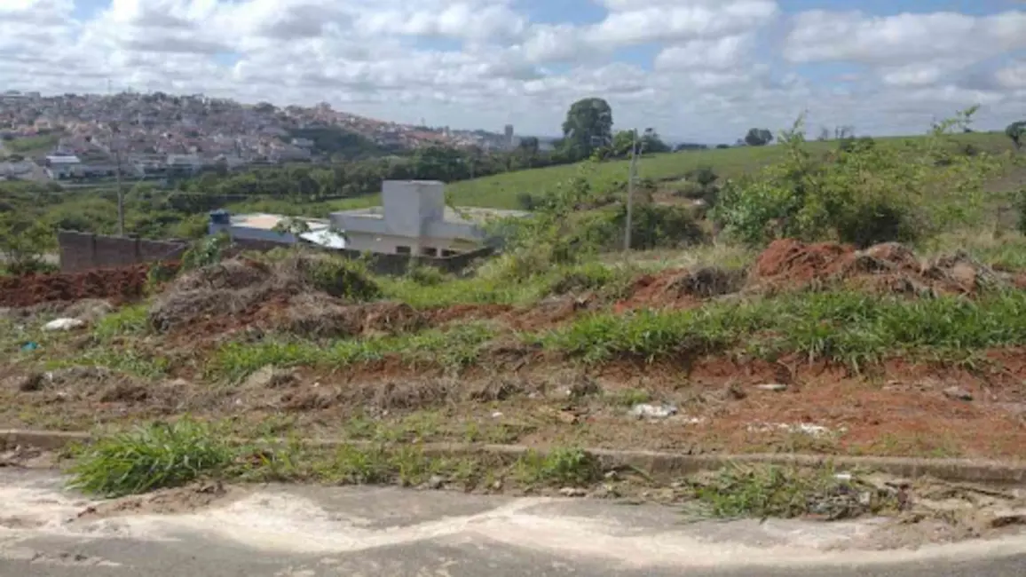 Foto 2 de Terreno / Lote à venda, 200m2 em Varginha - MG