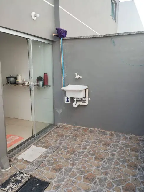 Foto 2 de Apartamento com 2 quartos à venda, 67m2 em Varginha - MG
