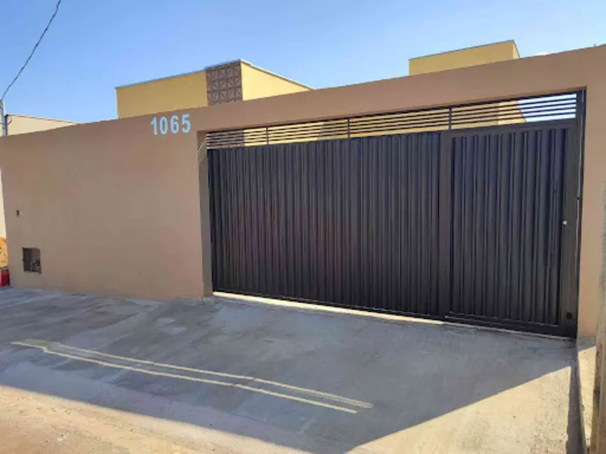 Casa com 2 quartos à venda, 200m2 em Sagrado Coração, Varginha - MG - imagem 1 Foto 1 de Casa com 2 quartos à venda, 200m2 em Sagrado Coração, Varginha - MG