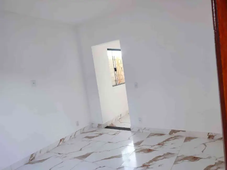 Casa com 2 quartos à venda, 200m2 em Sagrado Coração, Varginha - MG - imagem 3 Foto 3 de Casa com 2 quartos à venda, 200m2 em Sagrado Coração, Varginha - MG