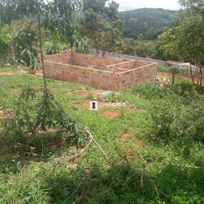 Terreno / Lote à venda, 1000m2 em Sagrado Coração II, Varginha - MG - imagem 4 Foto 4 de Terreno / Lote à venda, 1000m2 em Sagrado Coração II, Varginha - MG