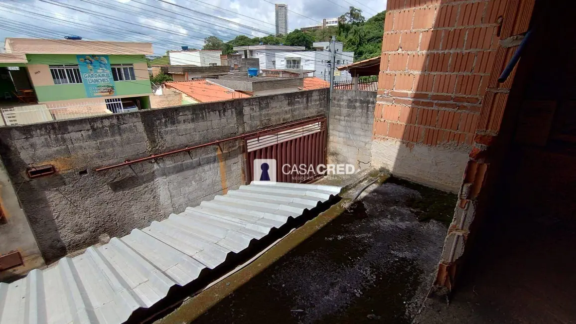 Foto 9 de Casa com 4 quartos à venda, 250m2 em Jardim Canaã, Varginha - MG