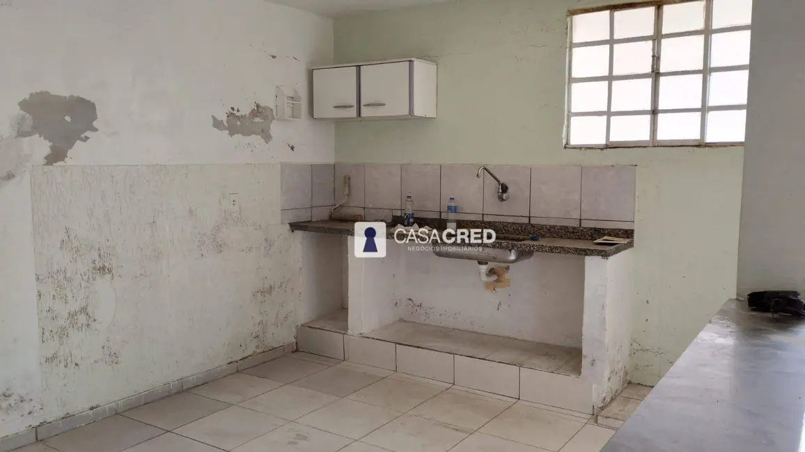 Foto 6 de Casa com 4 quartos à venda, 250m2 em Jardim Canaã, Varginha - MG