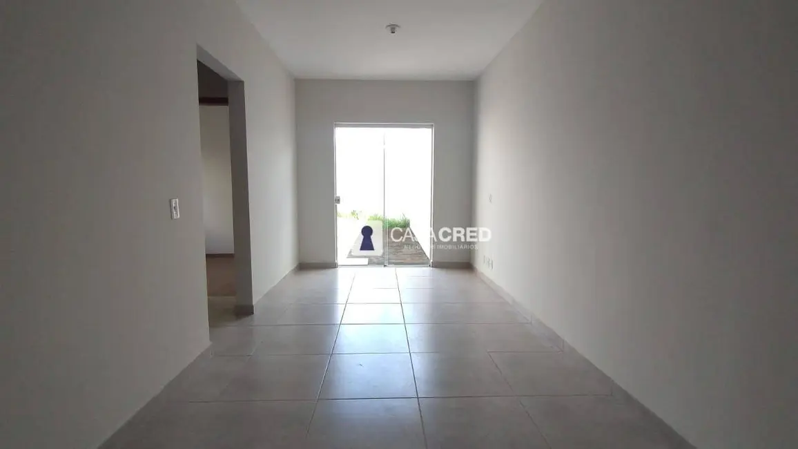Apartamento com 2 quartos à venda, 100m2 em Varginha - MG - imagem 3 Foto 3 de Apartamento com 2 quartos à venda, 100m2 em Varginha - MG