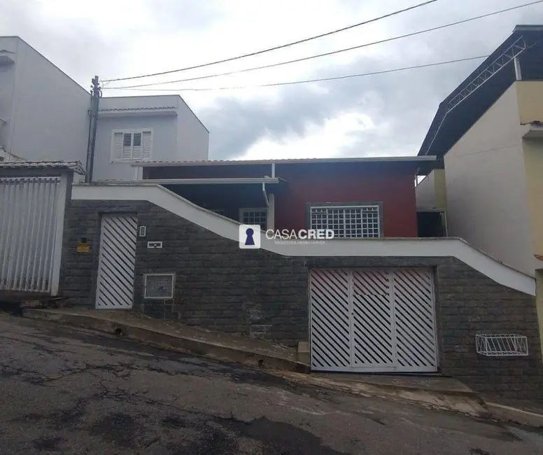 Foto 1 de Casa com 4 quartos à venda, 250m2 em Bom Pastor, Varginha - MG