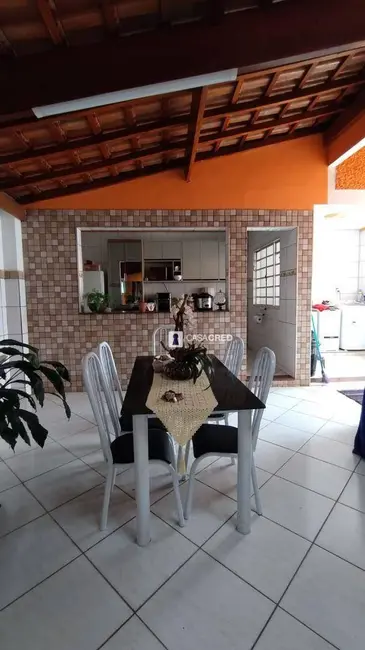 Casa com 5 quartos à venda, 325m2 em Jardim Canaã, Varginha - MG - imagem 4 Foto 4 de Casa com 5 quartos à venda, 325m2 em Jardim Canaã, Varginha - MG