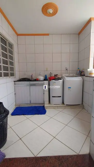 Casa com 5 quartos à venda, 325m2 em Jardim Canaã, Varginha - MG - imagem 7 Foto 7 de Casa com 5 quartos à venda, 325m2 em Jardim Canaã, Varginha - MG