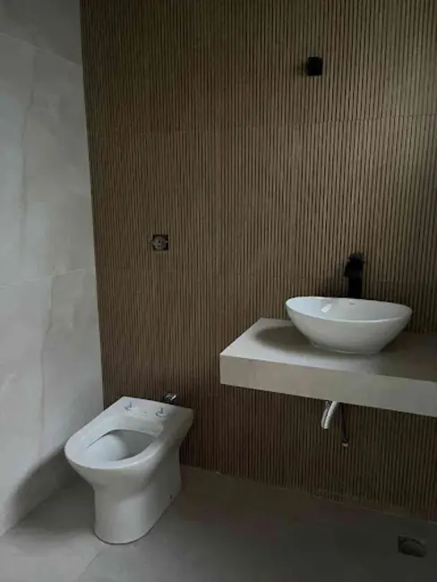 Casa com 4 quartos à venda, 360m2 em Varginha - MG - imagem 7 Foto 7 de Casa com 4 quartos à venda, 360m2 em Varginha - MG