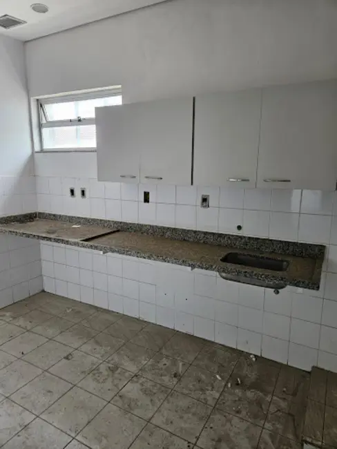 Foto 1 de Sala Comercial para alugar, 690m2 em Centro, Varginha - MG