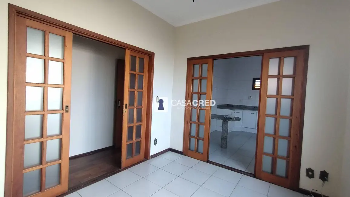 Casa com 5 quartos à venda, 325m2 em Bom Pastor, Varginha - MG - imagem 5 Foto 5 de Casa com 5 quartos à venda, 325m2 em Bom Pastor, Varginha - MG