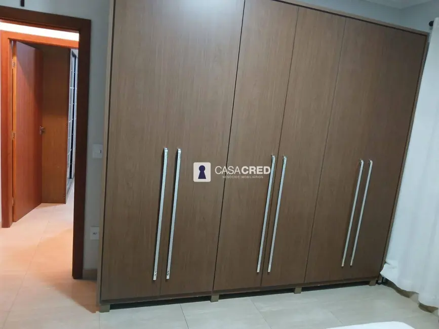 Foto 8 de Casa com 2 quartos à venda, 200m2 em São Miguel Arcanjo, Varginha - MG