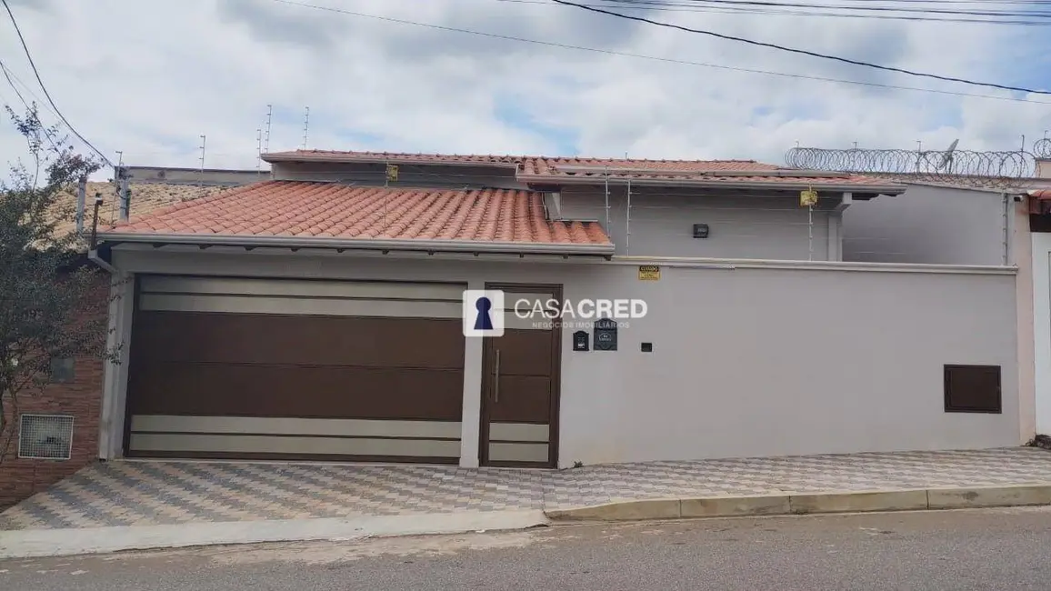 Foto 1 de Casa com 2 quartos à venda, 200m2 em São Miguel Arcanjo, Varginha - MG