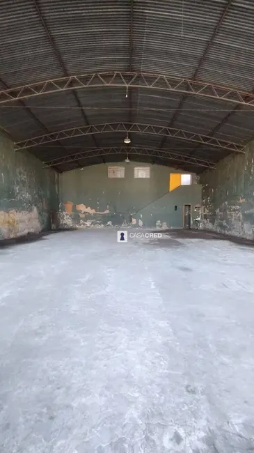 Armazém / Galpão para alugar, 300m2 em Jardim Vale dos Ipês, Varginha - MG - imagem 5 Foto 5 de Armazém / Galpão para alugar, 300m2 em Jardim Vale dos Ipês, Varginha - MG