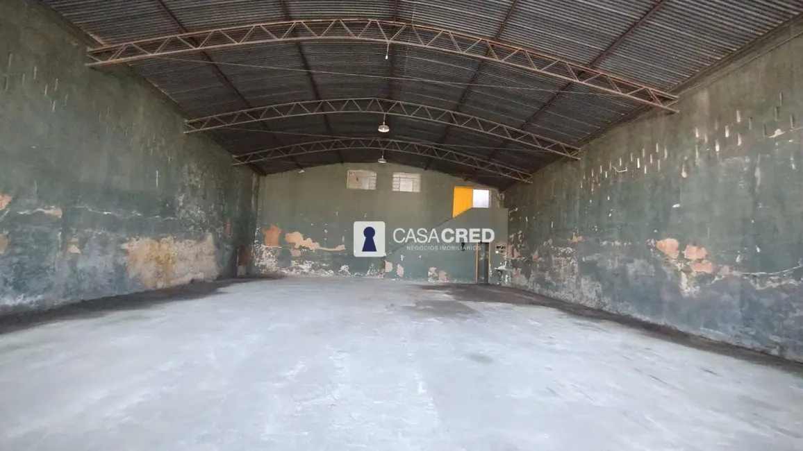 Armazém / Galpão para alugar, 300m2 em Jardim Vale dos Ipês, Varginha - MG - imagem 4 Foto 4 de Armazém / Galpão para alugar, 300m2 em Jardim Vale dos Ipês, Varginha - MG