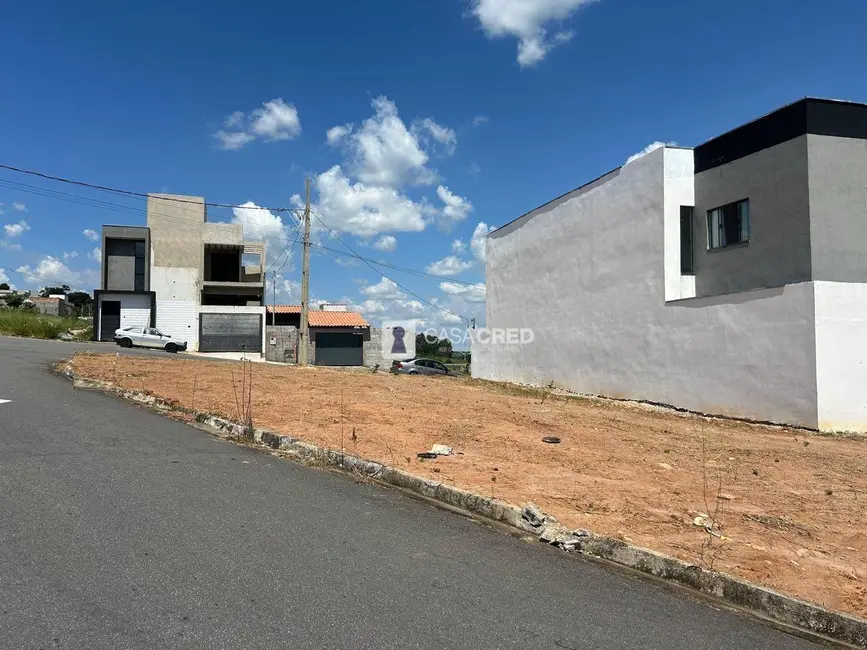 Foto 4 de Terreno / Lote à venda, 210m2 em Varginha - MG