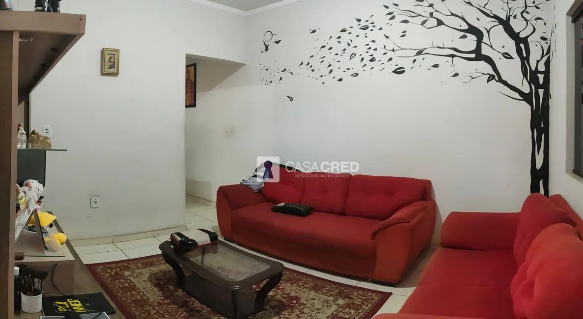 Foto 3 de Casa com 2 quartos à venda, 130m2 em Santa Maria, Varginha - MG